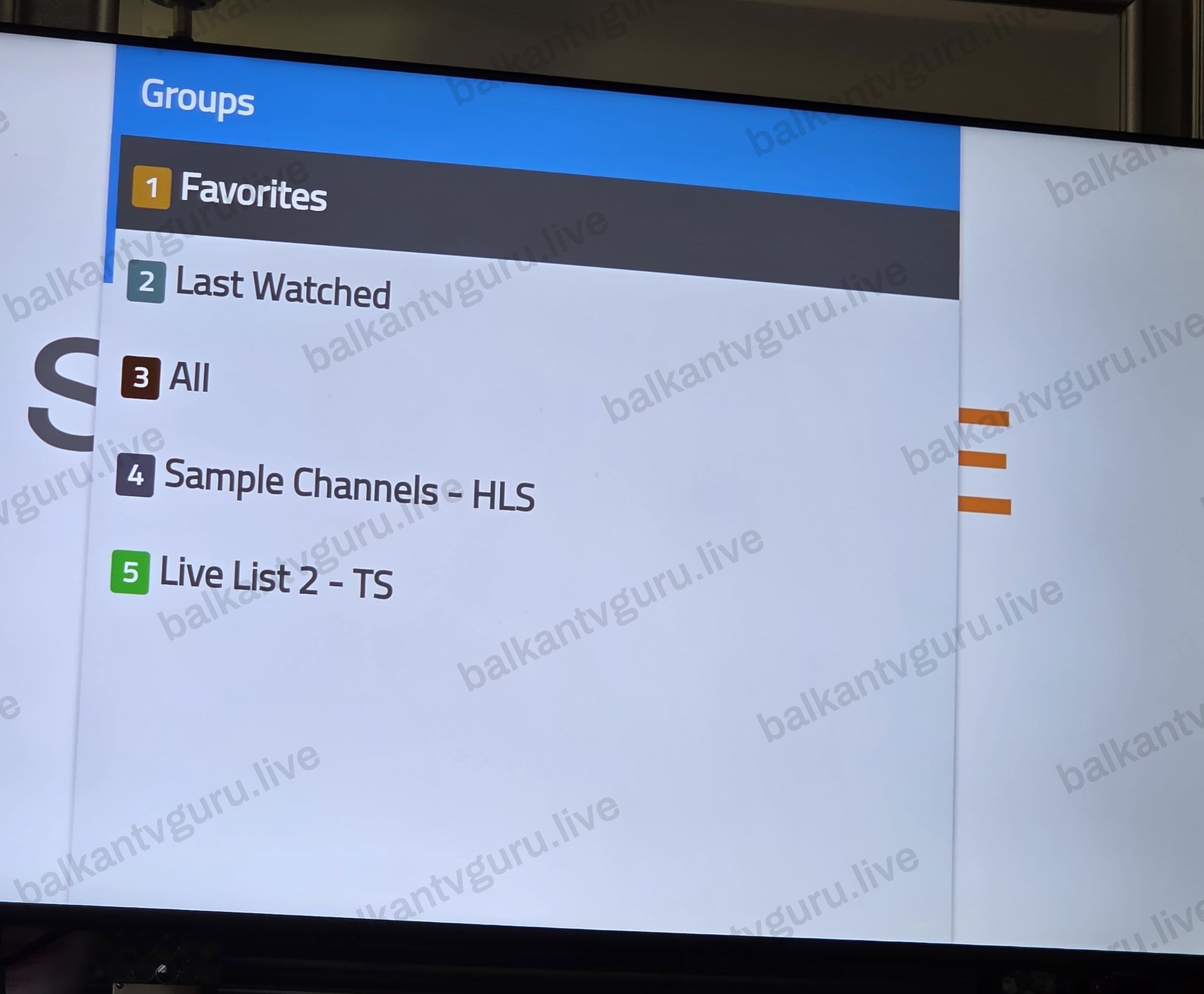 Lista grupa u aplikaciji u kojoj umjesto vaših kanala stoje samo demo grupe plejera