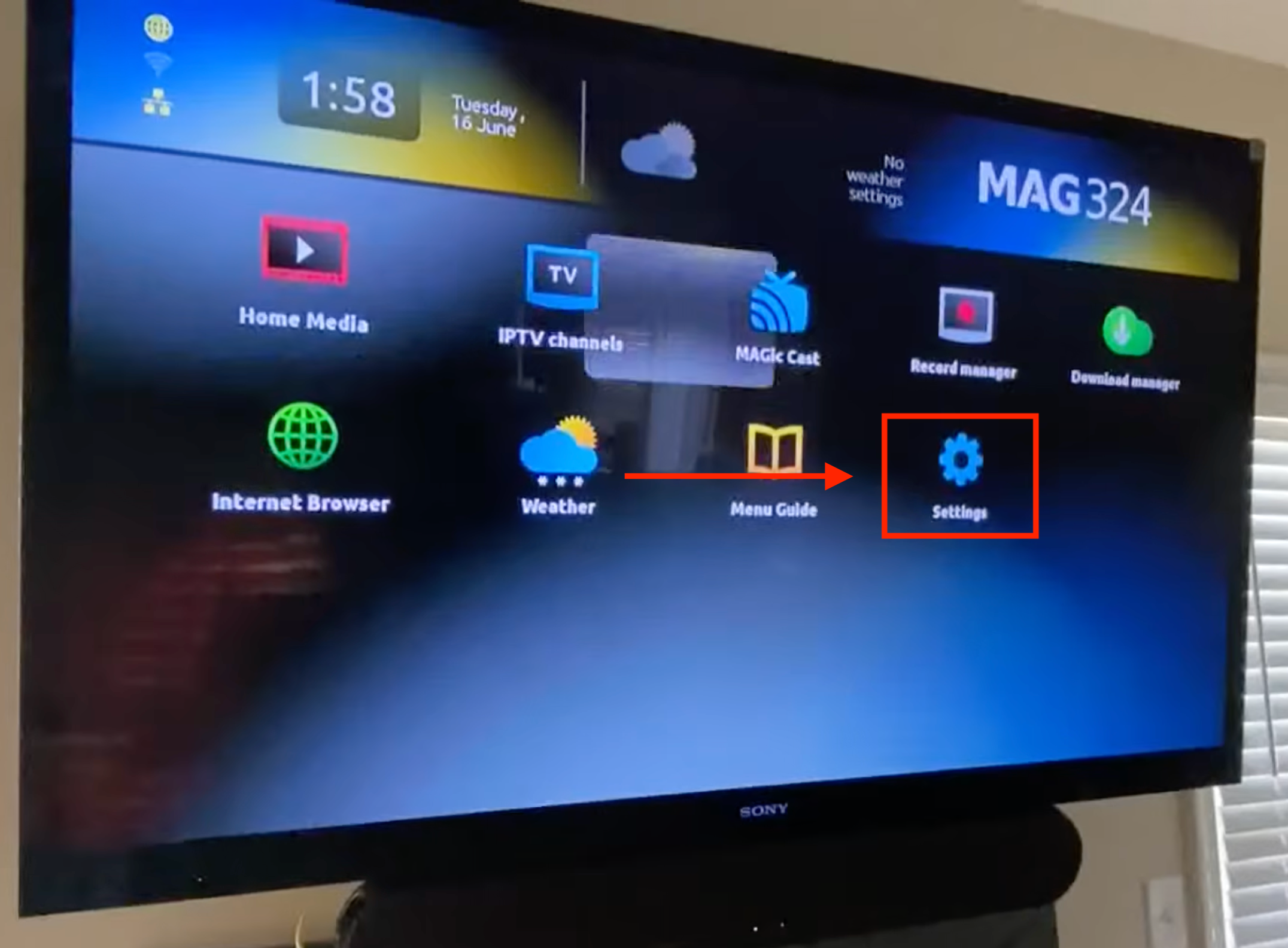 Početni meni MAG boxa sa označenom stavkom Settings.